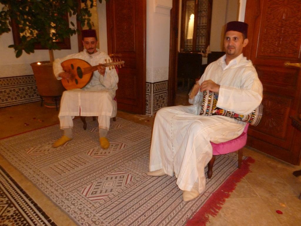 리아드 비바 호텔 마라케시 외부 사진 Gnaou musicians in Marrakech