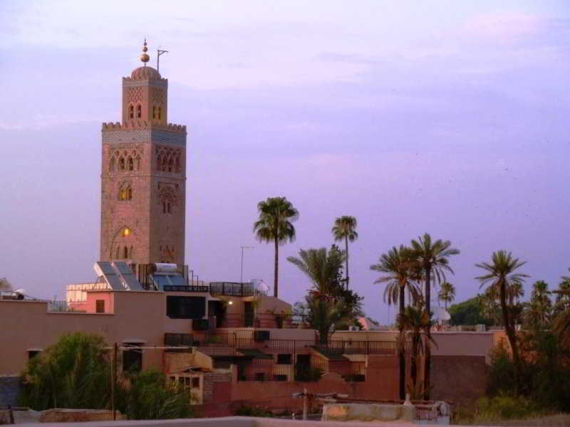 리아드 비바 호텔 마라케시 외부 사진 The Kutubiyya Mosque in Marrakech